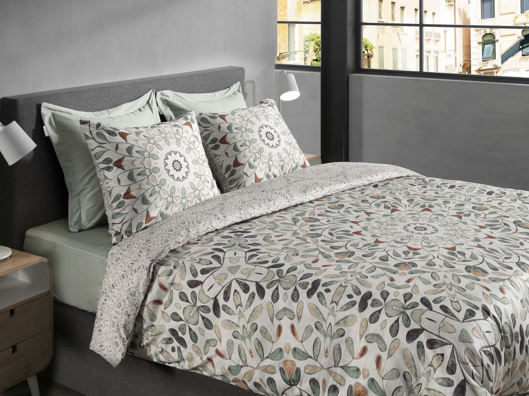 Home Living -Home Living heckettlane dekbedovertrek double face katoen satijn blanche sfeer 1